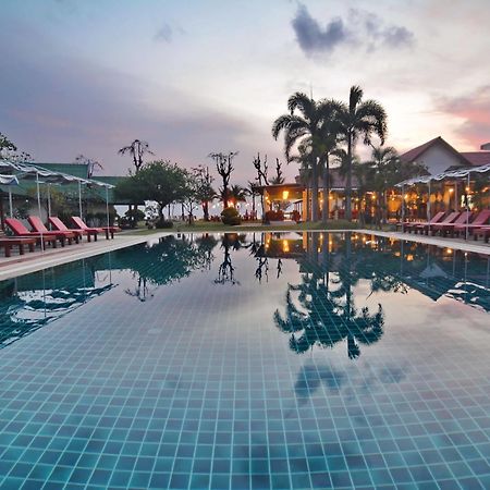Golden Bay cabaña Ko Lanta Exterior foto