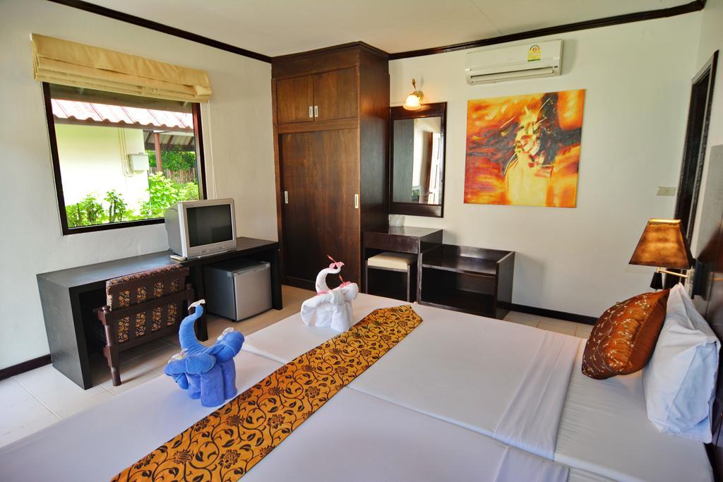 Golden Bay cabaña Ko Lanta Exterior foto